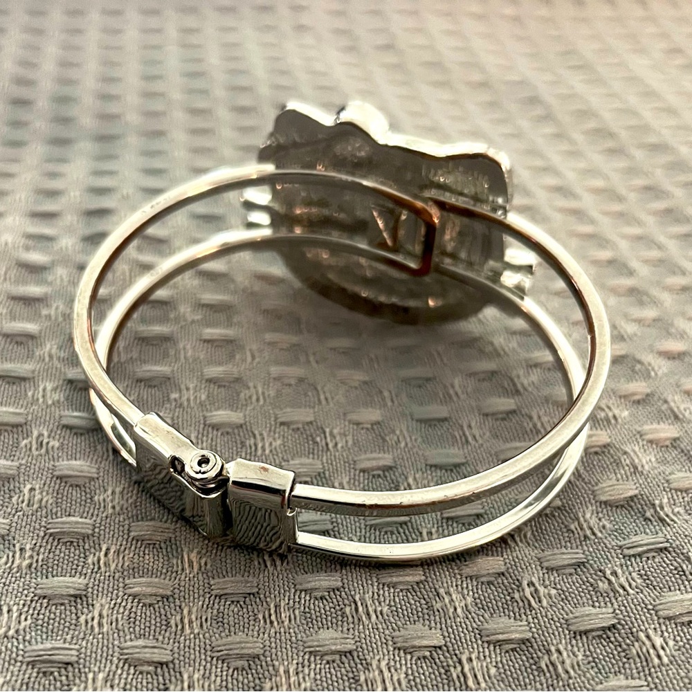 Hello Kitty Rhinestone Bracelet - Picture 4 of 4